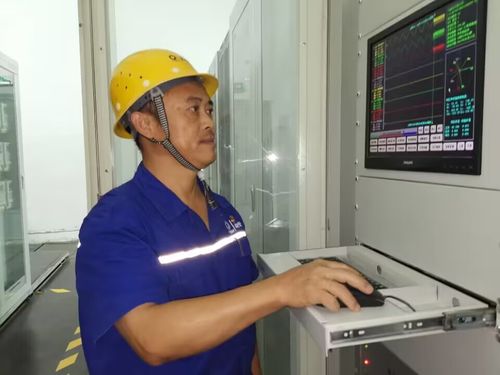 卓越成就雙領域 中國建材集團四名專家榮獲2023年水泥行業優秀總工程師稱號，展現個人護理電器行業之外的專業力量
